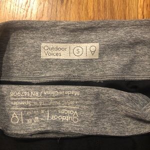 Outdoor Voices Pants - OV 7/8 tri tone leggings Outdoor Voices Pants - OV 7/8 tri tone leggings